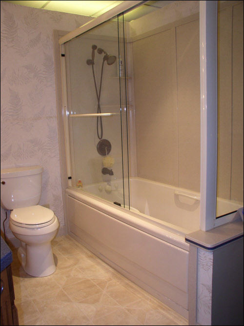 Pearl Whirlpool Bath for Waukesha Bathroom Installation